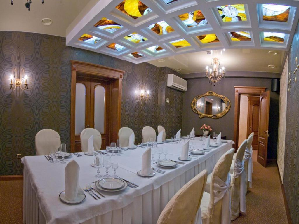 Parus Hotel 하바롭스크 레스토랑 사진